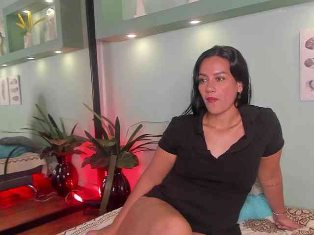 Victoria_Steele webcam