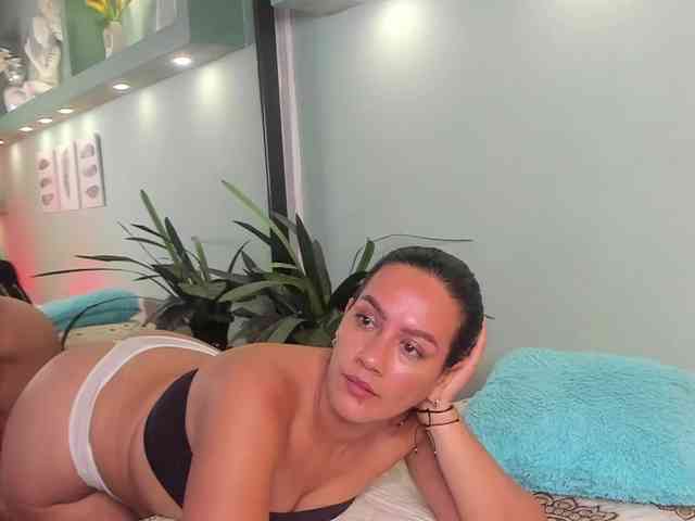 Victoria_Steele webcam
