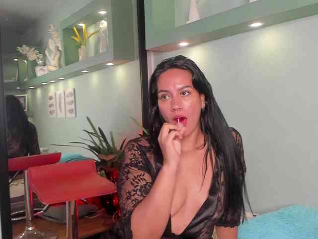 Victoria_Steele webcam