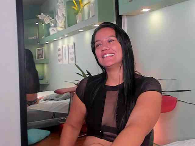 victoria_steele's live room