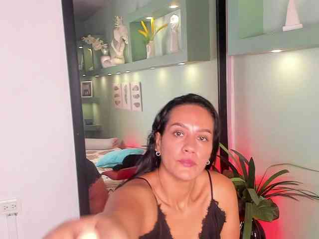 Victoria_Steele webcam