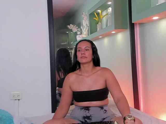 Victoria_Steele webcam