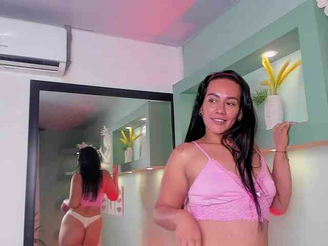 Victoria_Steele webcam