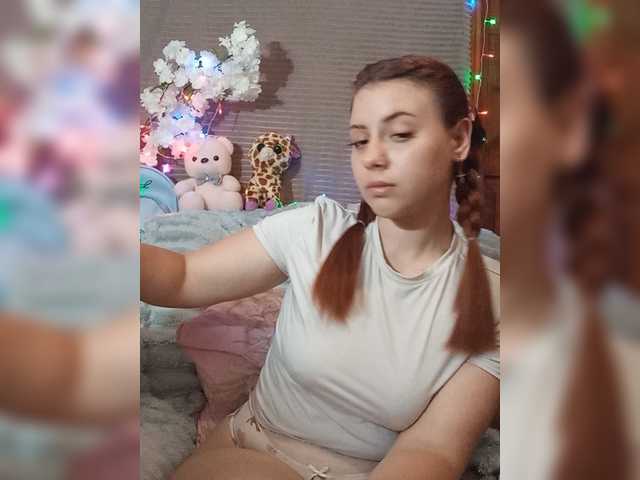 Donna-Bellla live webcam show