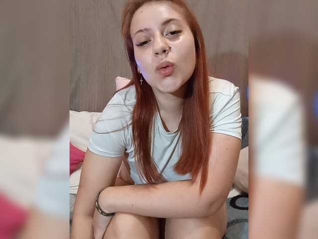 Donna-Bellla live webcam show