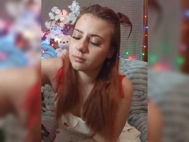 Donna-Bellla live webcam show