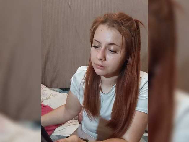 Donna-Bellla live webcam show