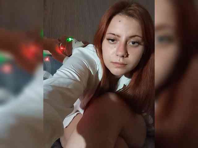 Donna-Bellla webcam