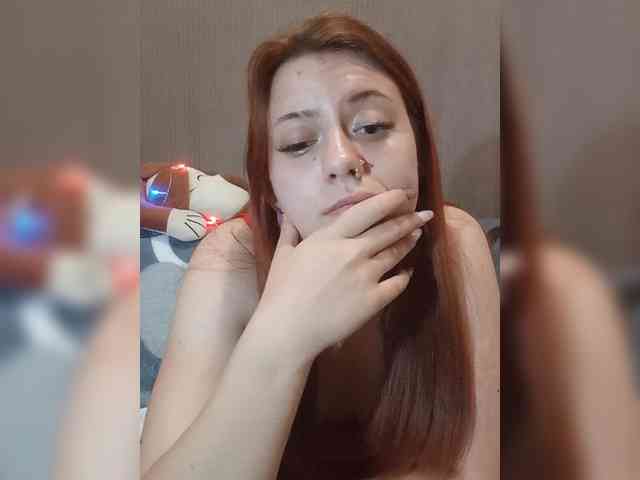 Donna-Bellla webcam