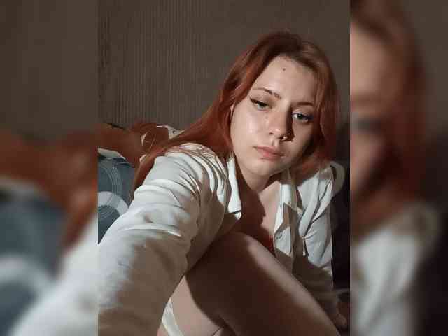 Donna-Bellla webcam