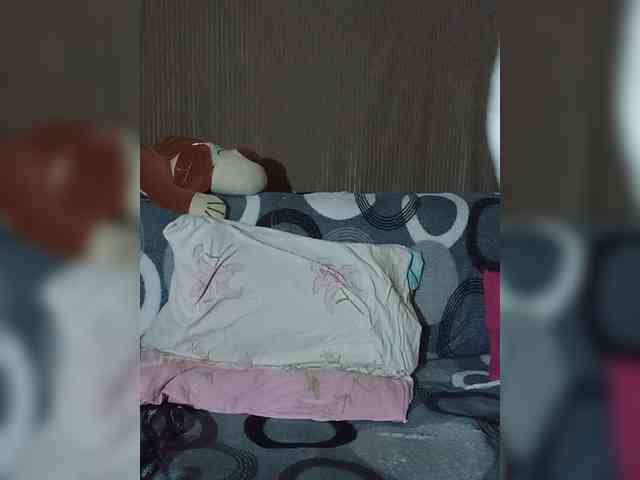 Donna-Bellla webcam