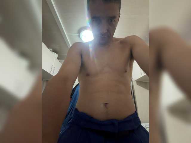 Andryanyk live webcam show