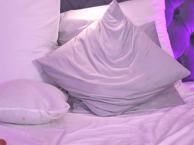 CellineHudson live webcam show