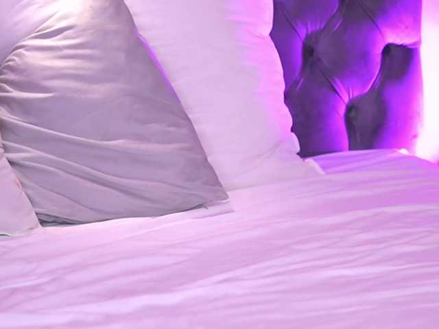CellineHudson live cam on BongaCams