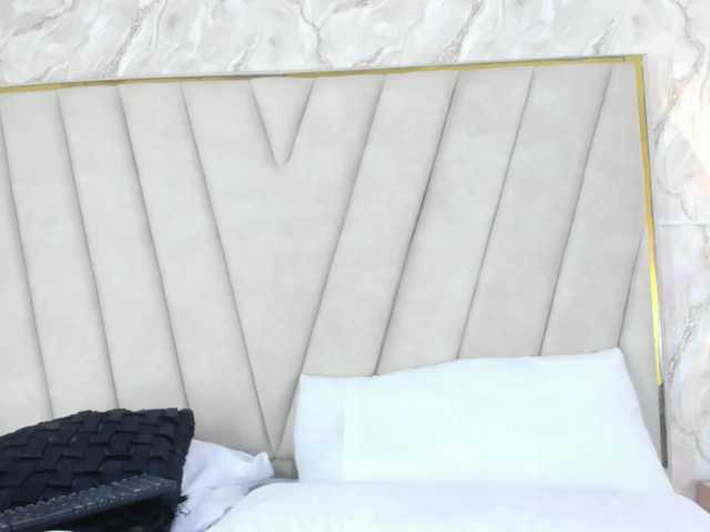 Valery-Smith live cam on BongaCams