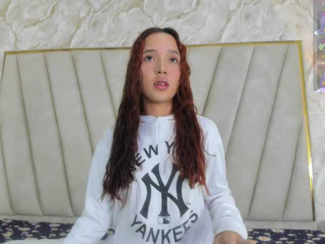 Valery-Smith live cam on BongaCams