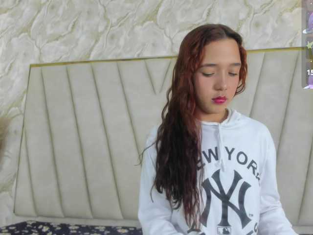 Valery-Smith live cam on BongaCams