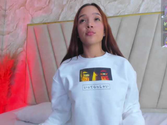 Valery-Smith live cam on BongaCams