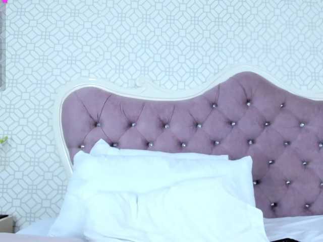 Valery-Smith live cam on BongaCams