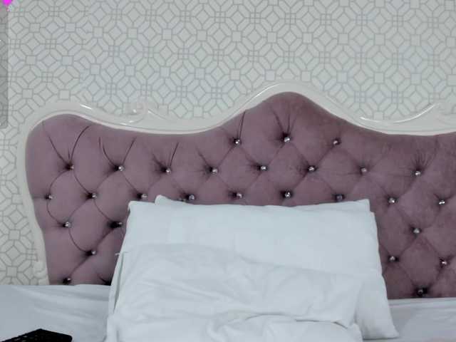 Valery-Smith live cam on BongaCams