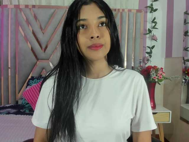 estrella-bonita live cam on BongaCams