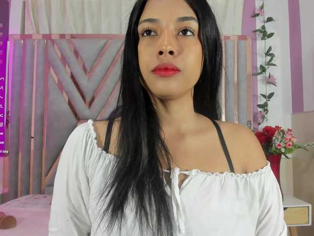 estrella-bonita live cam on BongaCams