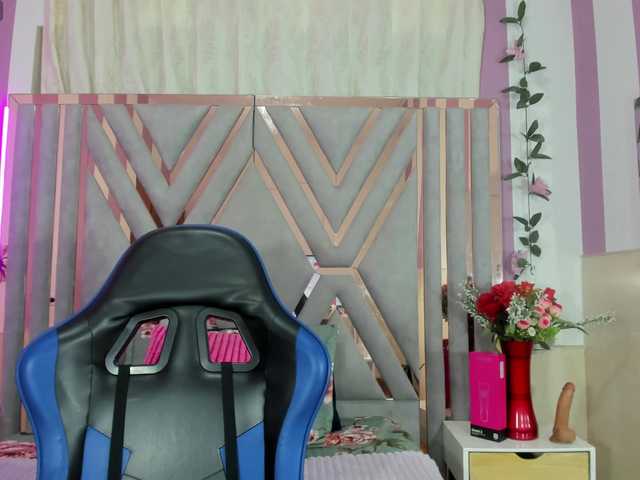 estrella-bonita live cam on BongaCams
