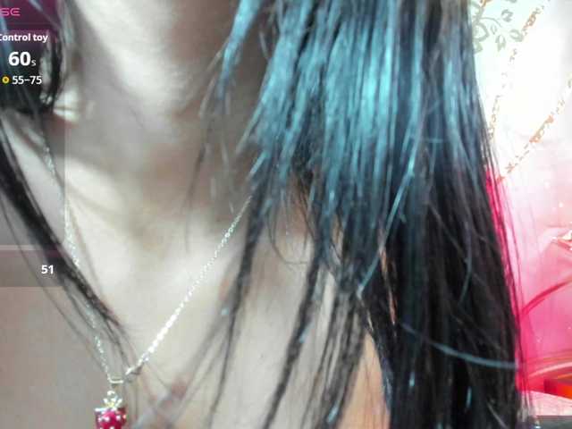 estrella-bonita live cam on BongaCams