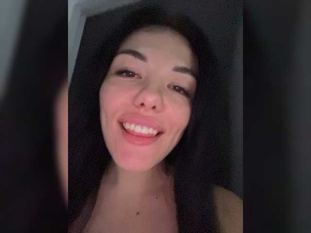 MissDesire live cam on BongaCams