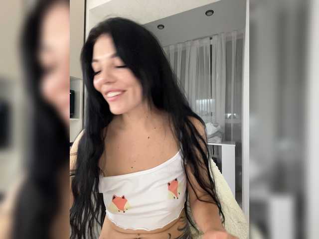 MissDesire live cam on BongaCams