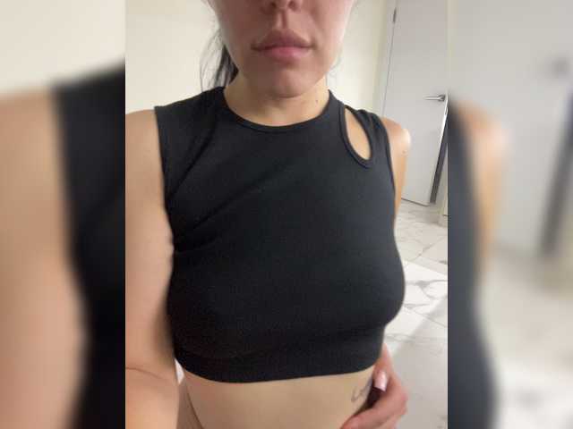 MissDesire live cam on BongaCams