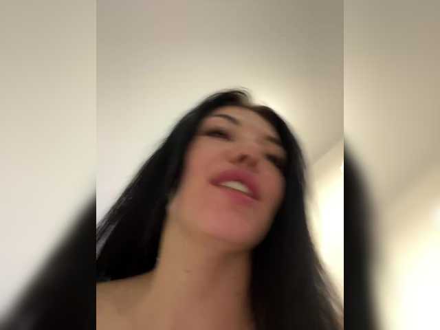 MissDesire live cam preview