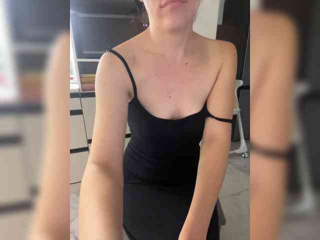 MissDesire webcam