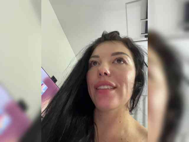 MissDesire webcam