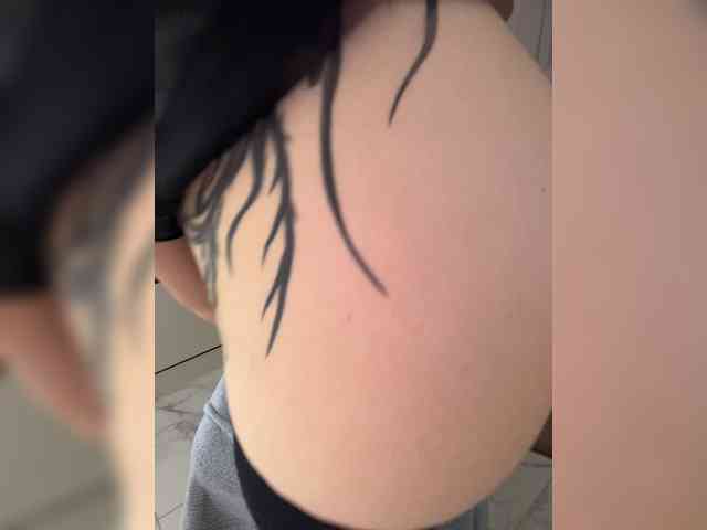MissDesire webcam
