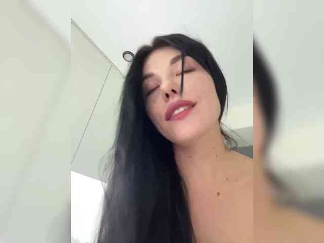 Модель: MissDesire