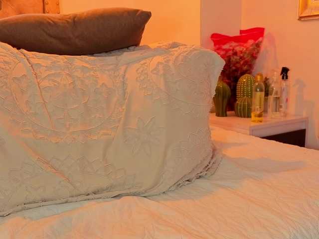 KeryHilson live cam on BongaCams