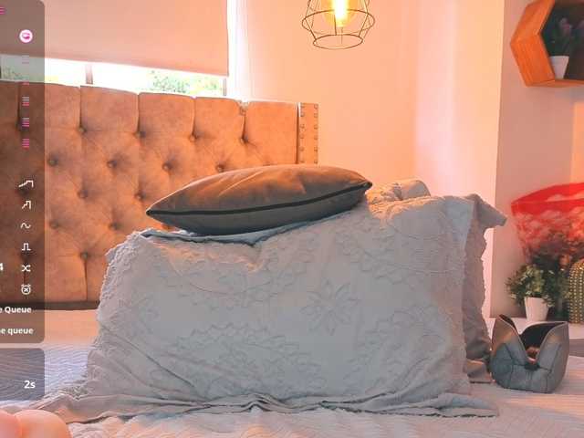 KeryHilson live cam preview