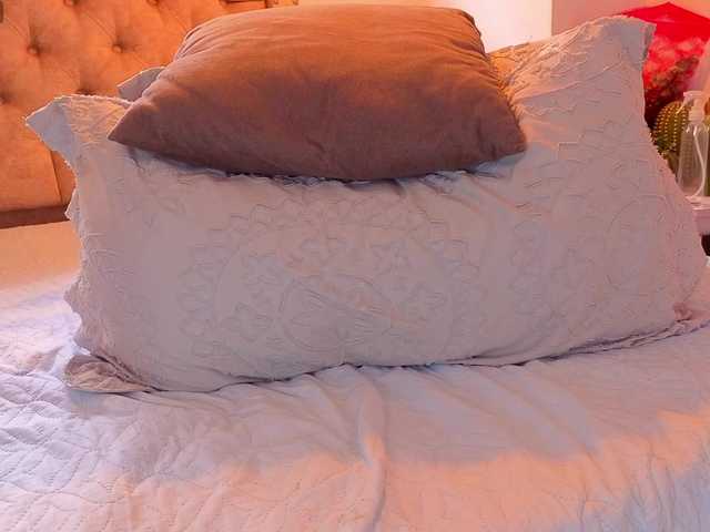 KeryHilson live cam on BongaCams