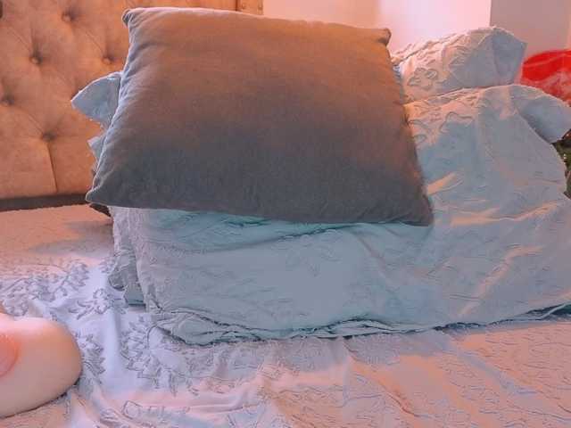 KeryHilson live cam on BongaCams