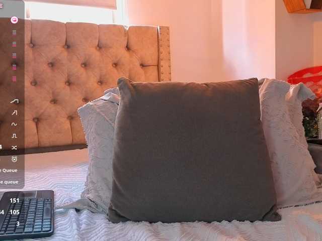 KeryHilson live cam on BongaCams