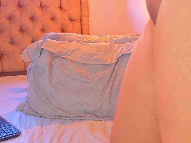 KeryHilson live cam on BongaCams