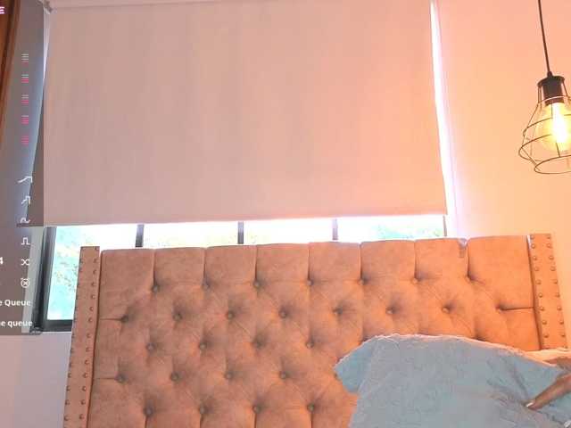 KeryHilson live cam on BongaCams
