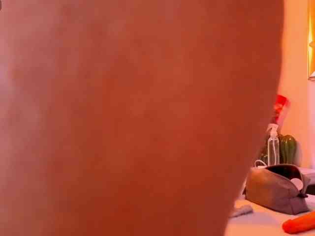 KeryHilson webcam