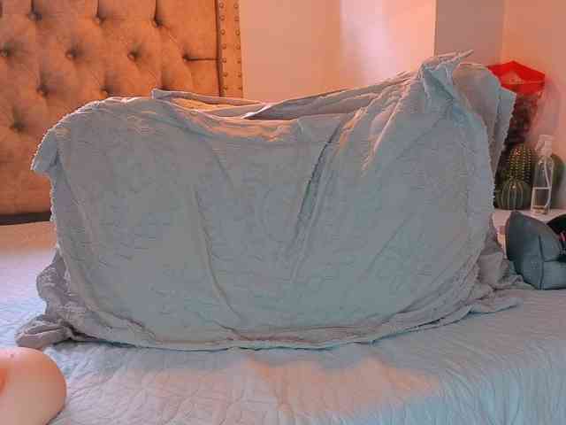 KeryHilson webcam