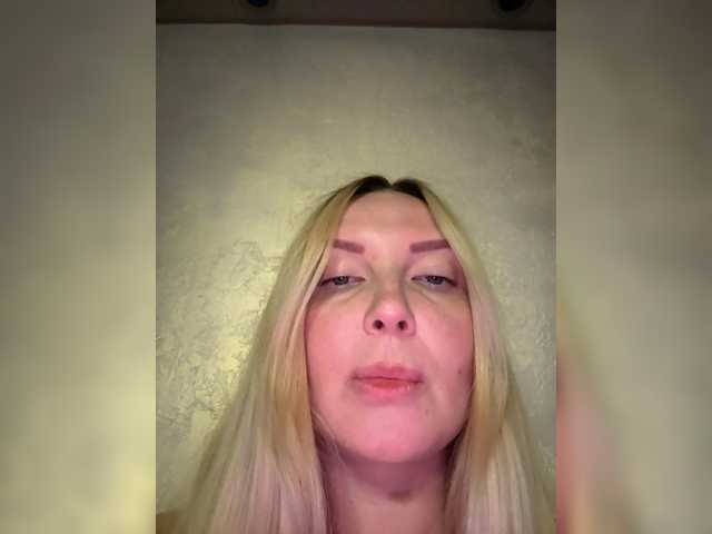 Hixan live cam on BongaCams