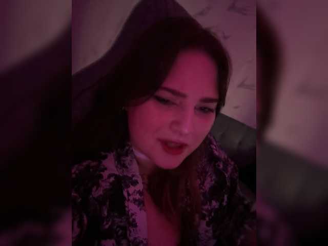 Milka611 live webcam show