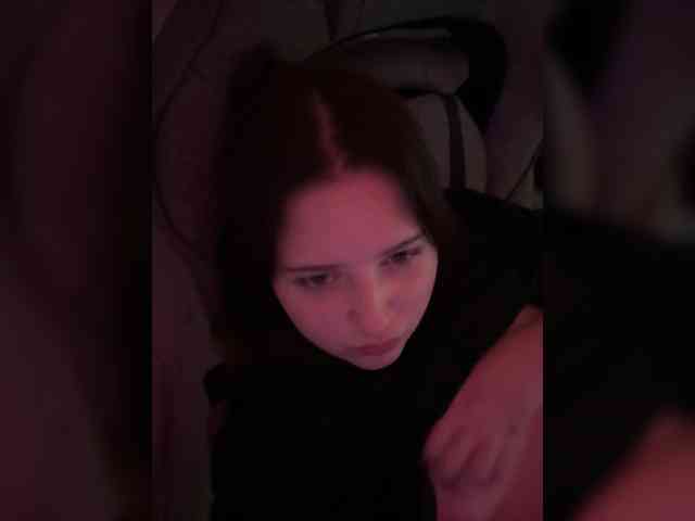 Milka611 webcam
