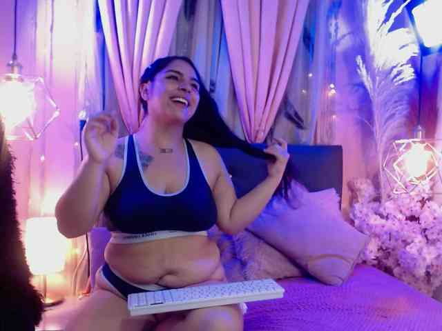 AMMBER-HONEY webcam
