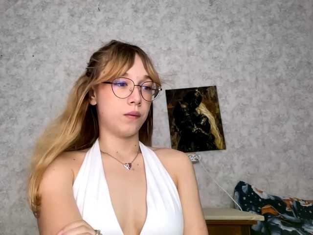 LisabethTriarsi live cam on BongaCams